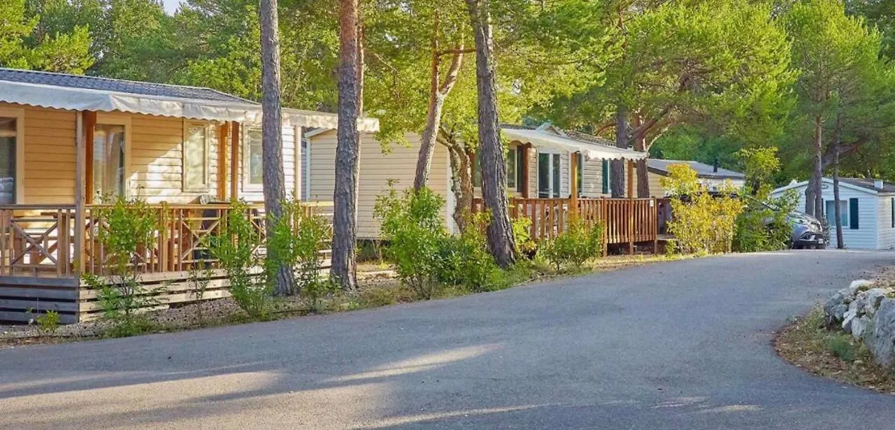Mobil-Home Dans Camping 4* Saint-Laurent-du-Verdon