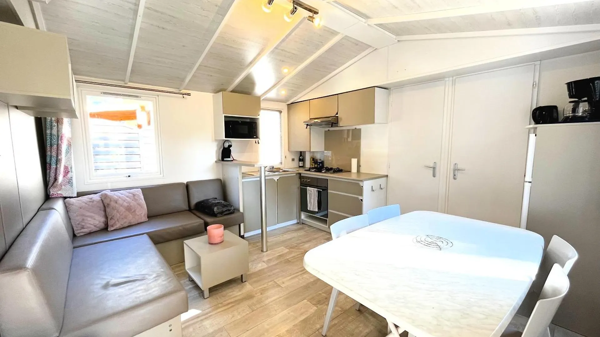 Mobil-Home Dans Camping 4* Saint-Laurent-du-Verdon