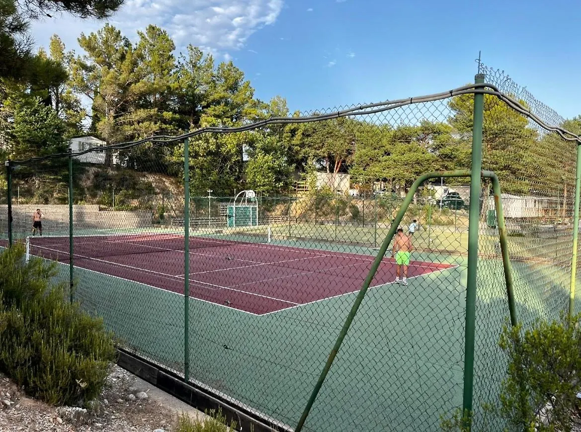 Mobil-Home Dans Camping 4* Saint-Laurent-du-Verdon